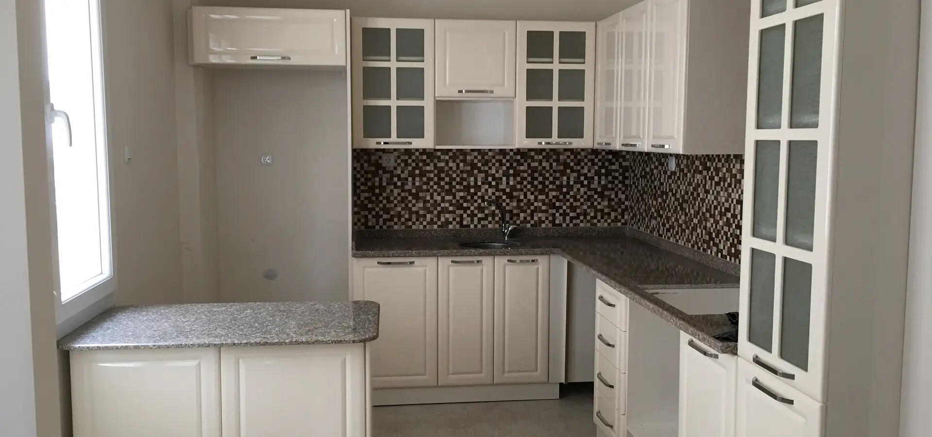 Arnavutköy Tadilatcı